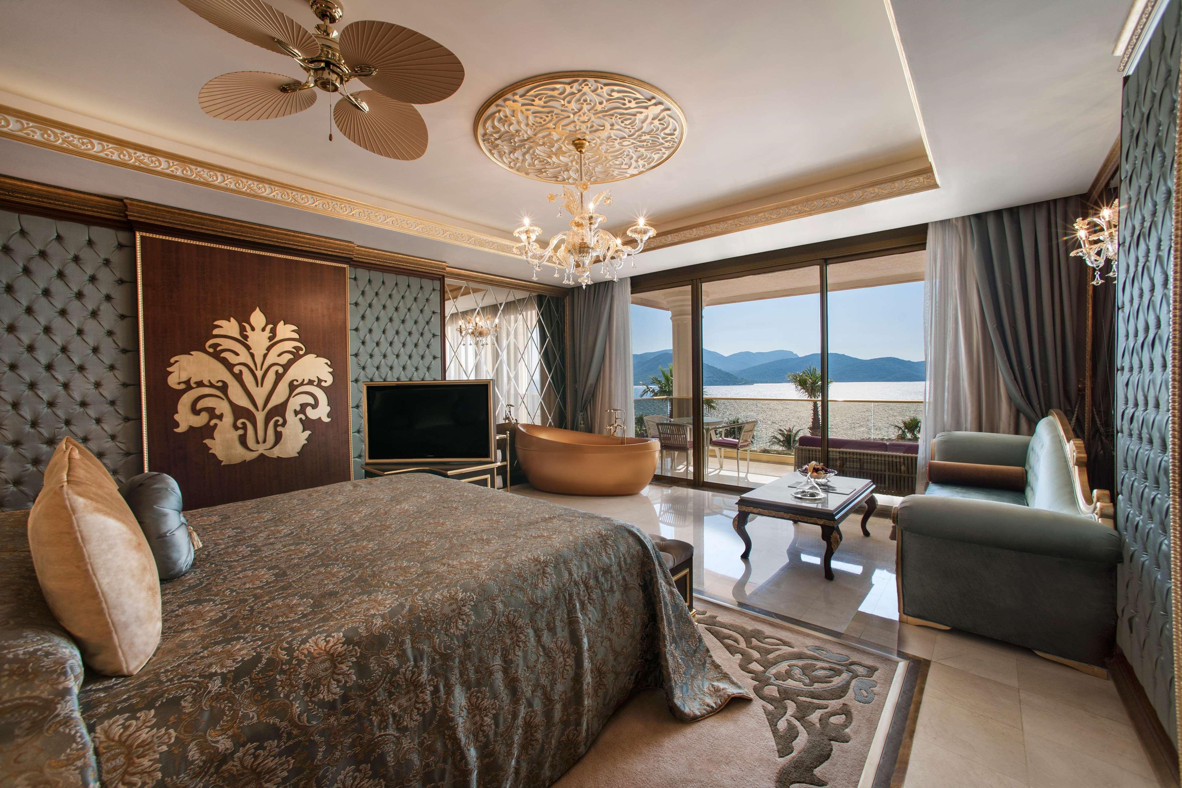 The Plaza Bodrum Torba Exterior photo