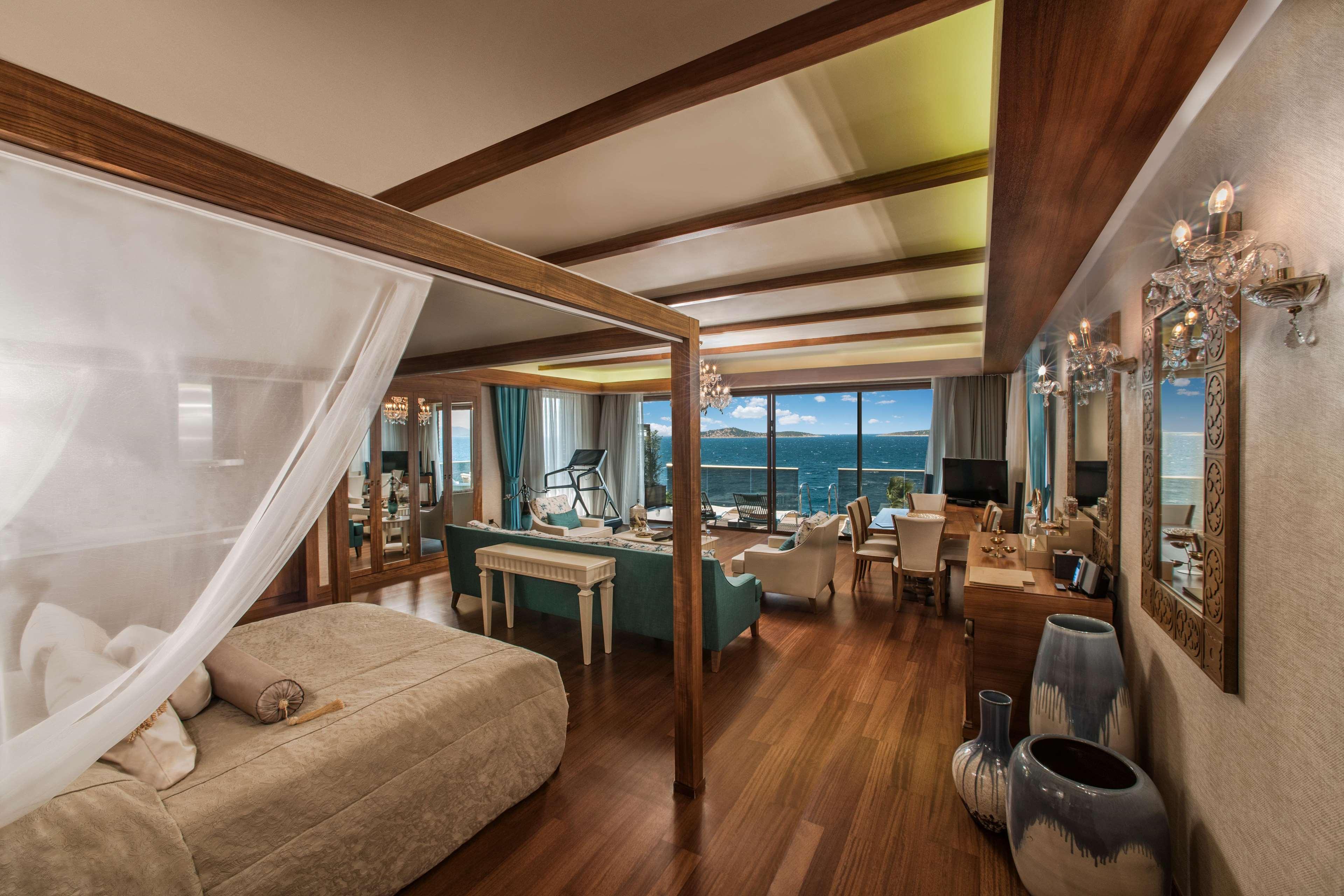 The Plaza Bodrum Torba Exterior photo